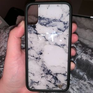 iPhone XS/X Marble Wildflower Case